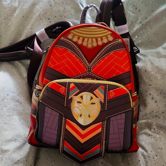 Loungefly Marvel Wakanda Forever - Picture 1 of 6